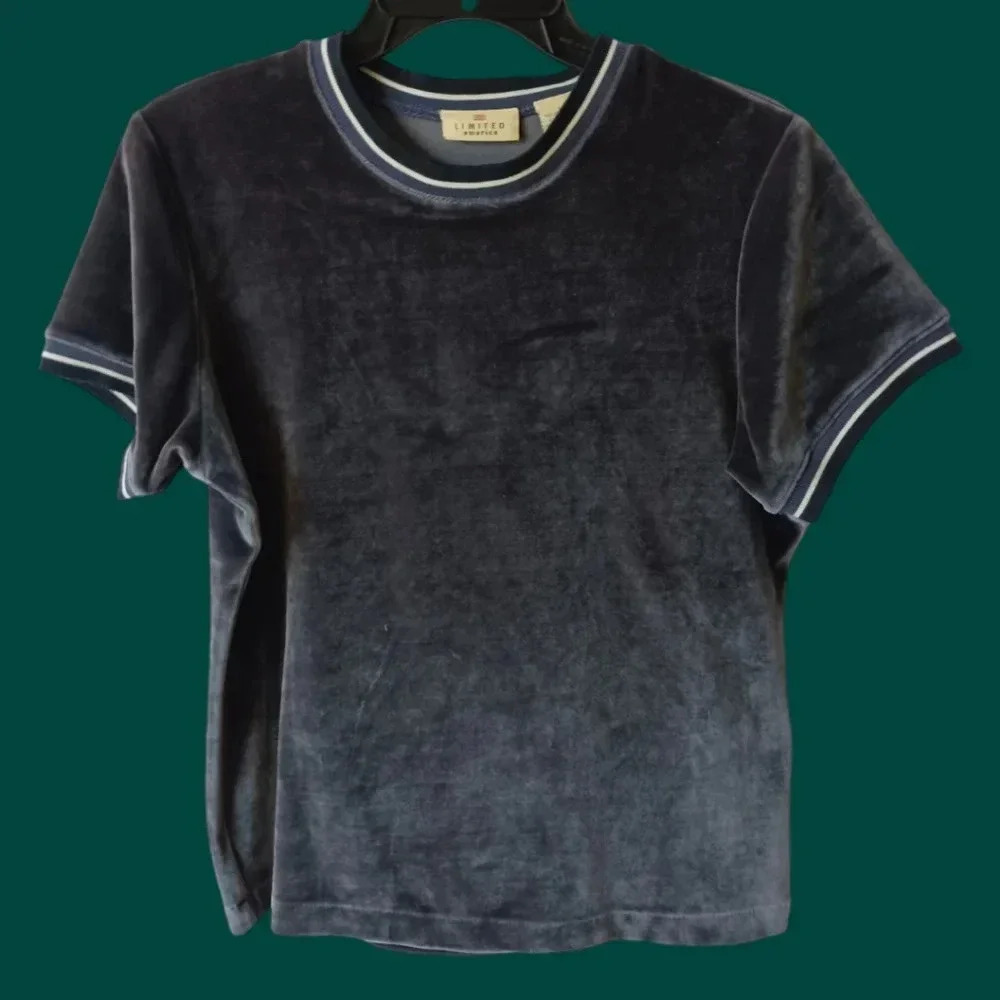Limited America vtg velvet ringer style shirt gray color size Large